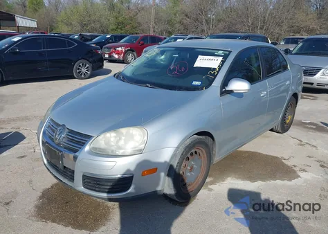 2009 Volkswagen Jetta S from USA, damaged, VIN 3VWJM71KX9M132384